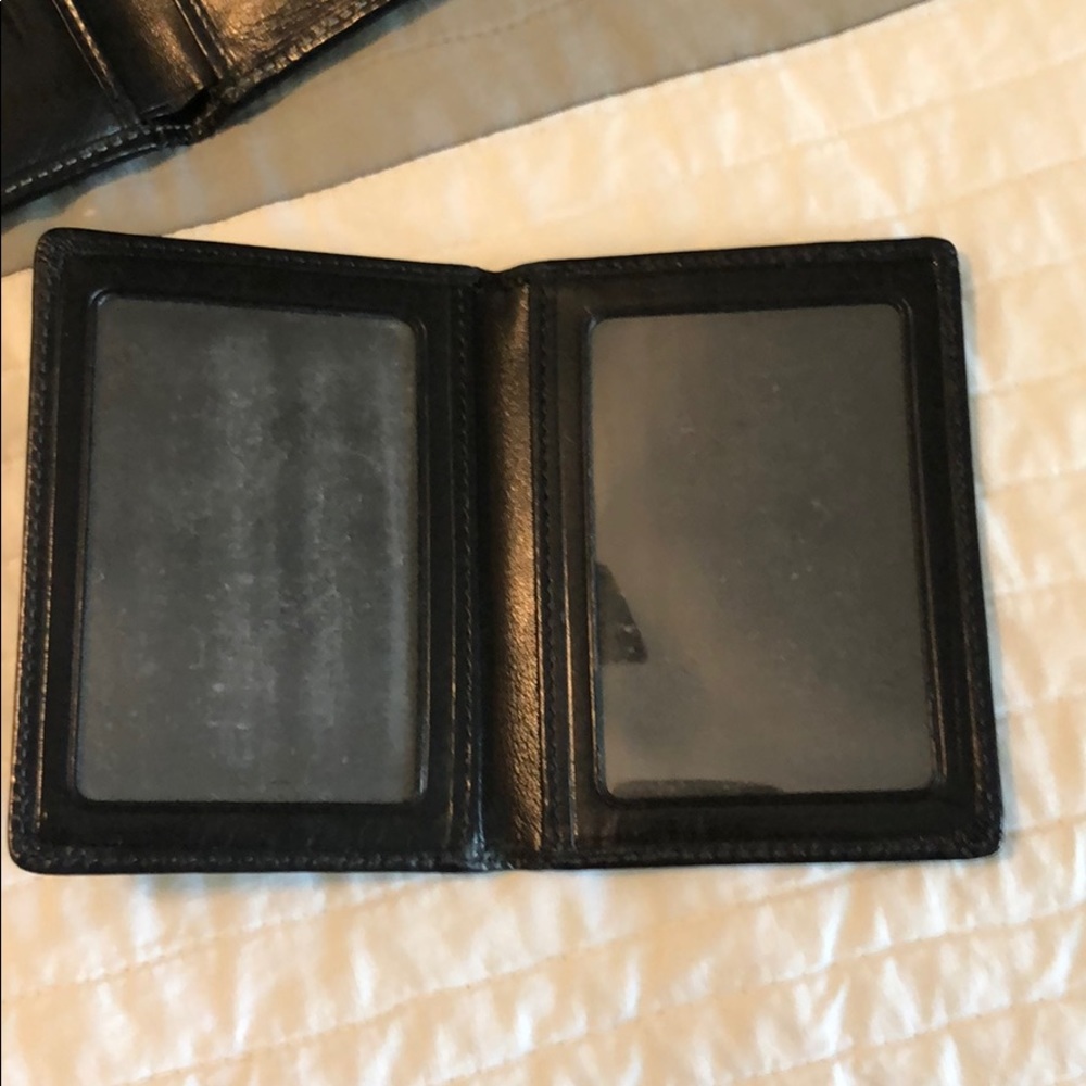 Black Coach wallet - Picture 8 of 9
